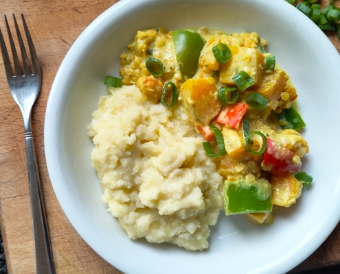 Pompoenstoof met linzen en pastinaakpuree